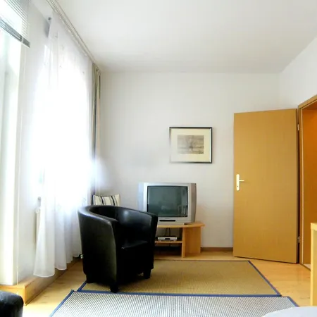 Ferienhaus Holiday home *
